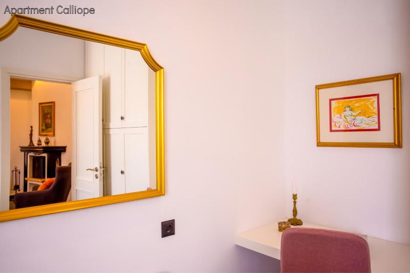 Calliope & Terpsichore by Heloni Apartments - image 5