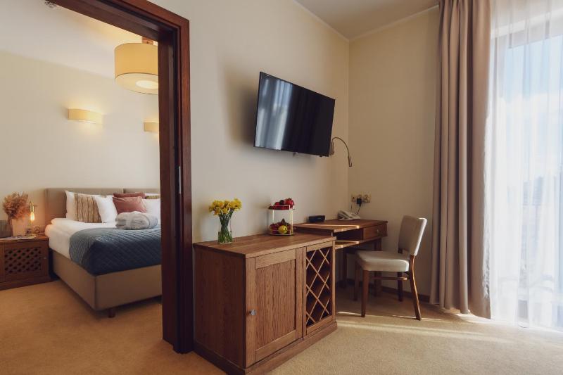 Suite image 2