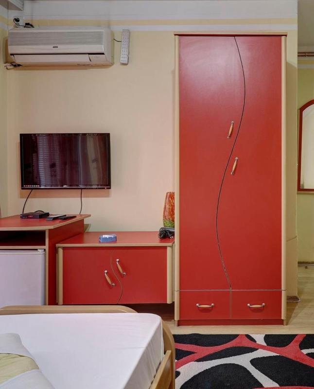 Studio with Balcony image 1