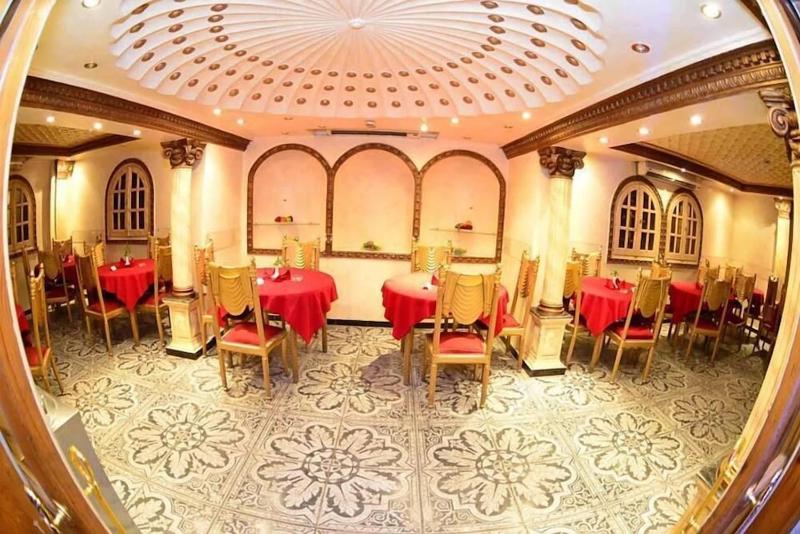 The New Garden Palace Hotel - image 2