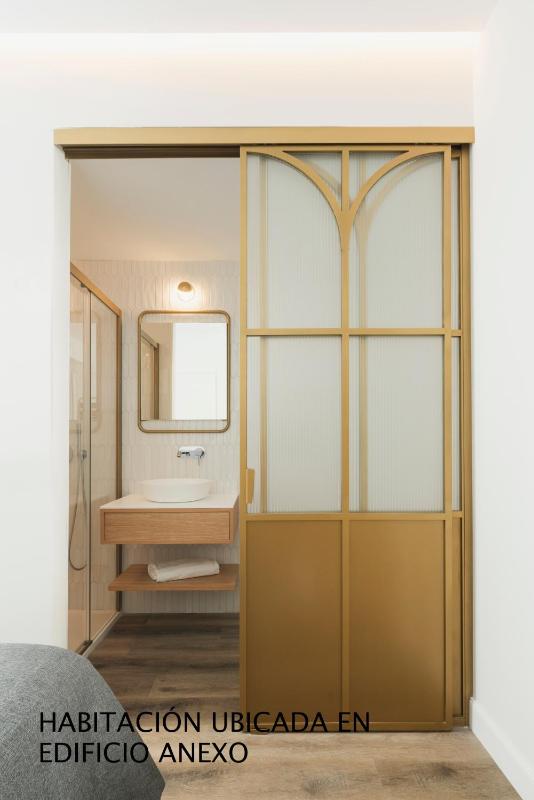 Petit Conqueridor Single Room image 2