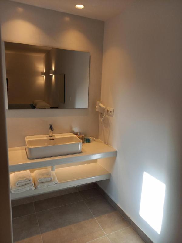 Triple Room image 3