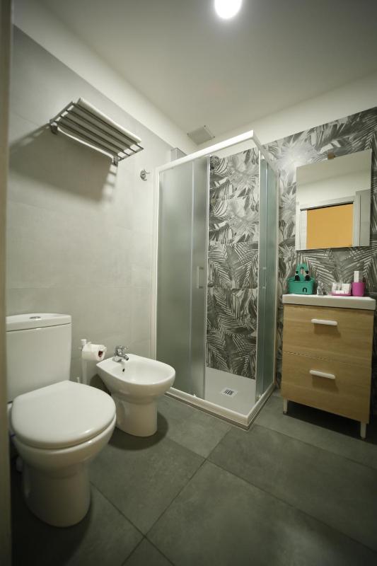 Double Room image 4