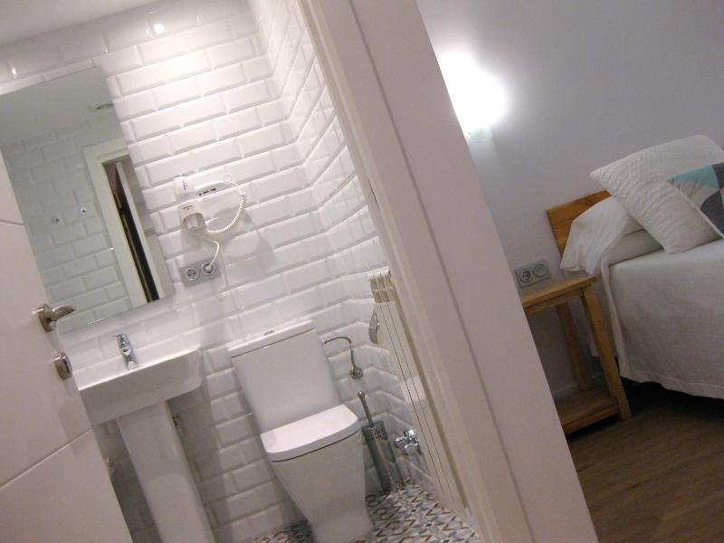 Double or Twin Room image 1