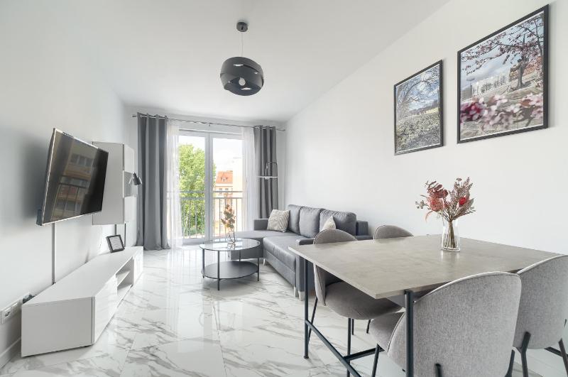 Apartament Emilii Plater III - Unique Apartments - image 9