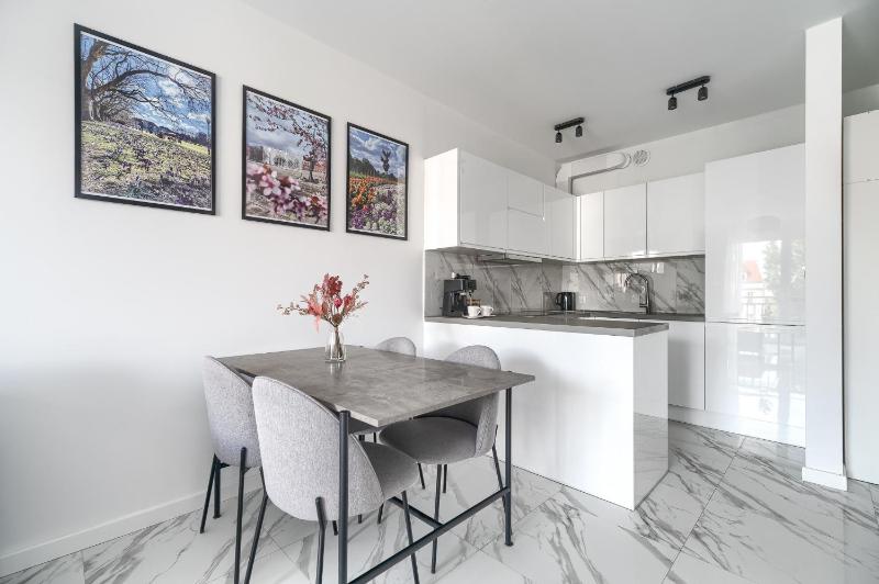 Apartament Emilii Plater III - Unique Apartments - image 1