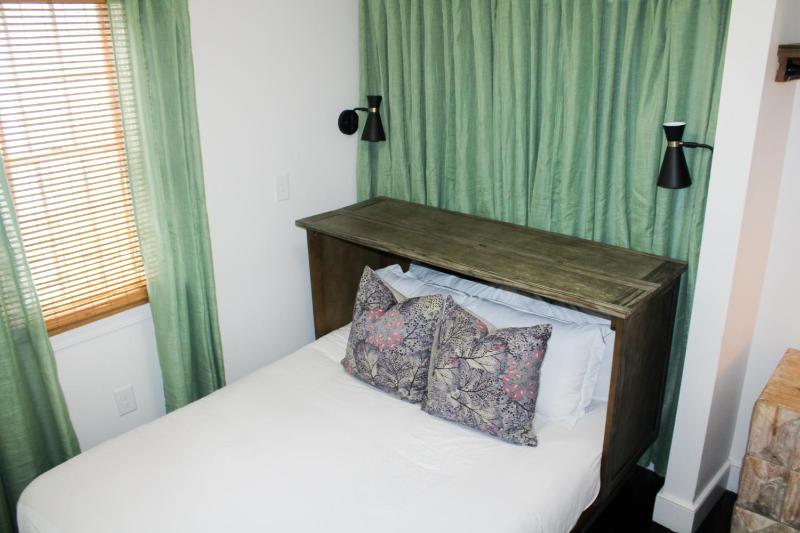 Guesthouse Charleston WEST 62 - image 9
