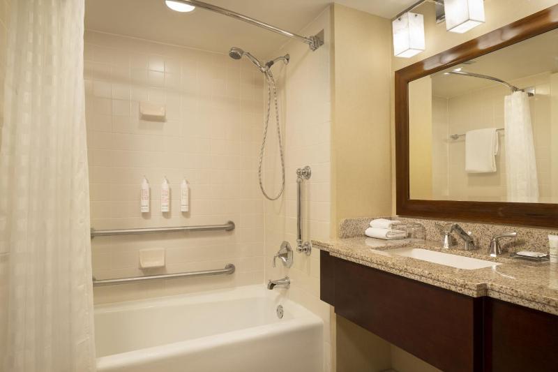 King Room image 2