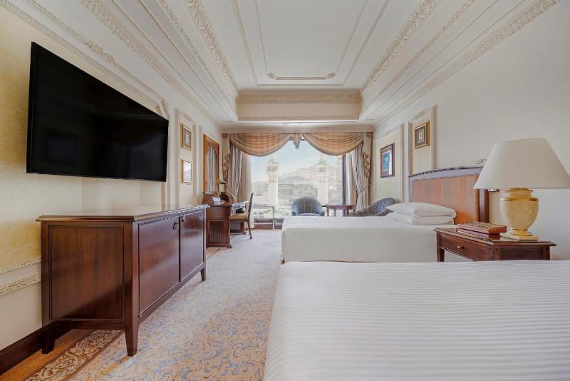 Three-Bedroom Amiri Suite with Haram View