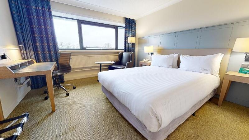 Standard Double Room - Non-Smoking image 4