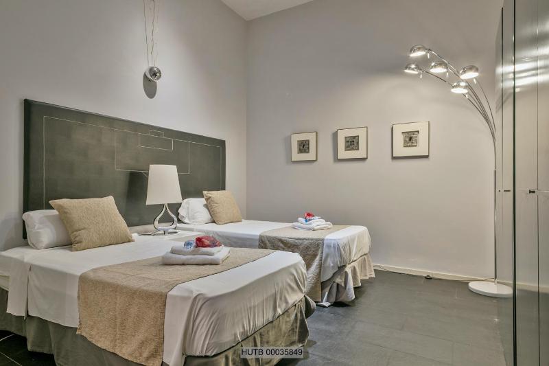 Alcam Les Corts - image 10