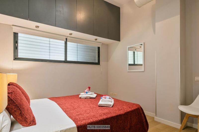 Alcam Les Corts - image 5