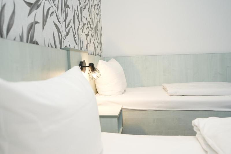 Triple Room image 1