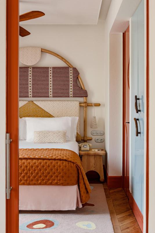 Suite with Marina View image 4