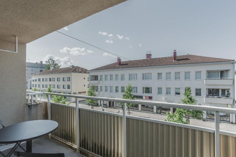 One-Bedroom Apartment image 1