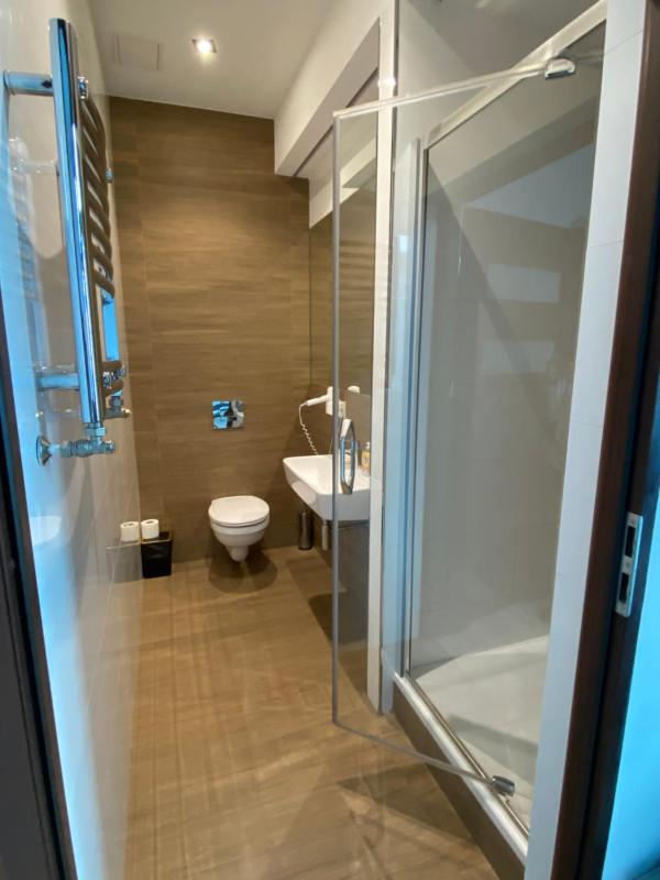 Standard Triple Room image 1