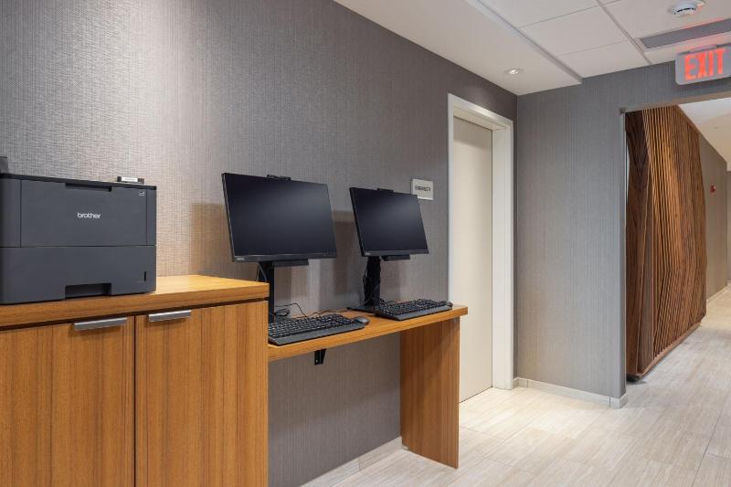 SpringHill Suites by Marriott Tucson at The Bridges - image 40
