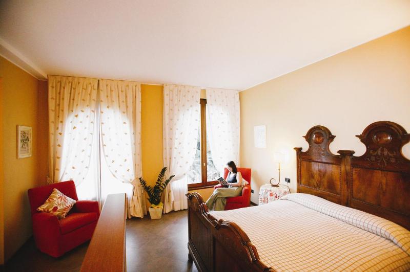 Suite image 1