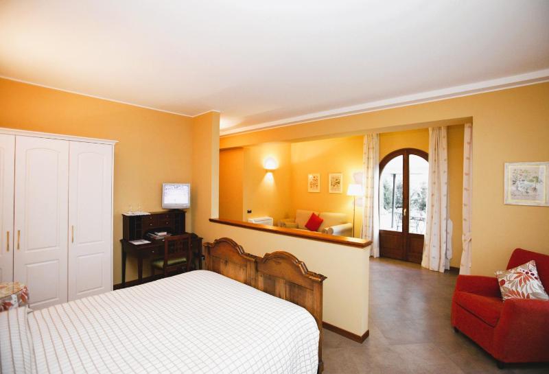 Suite image 3
