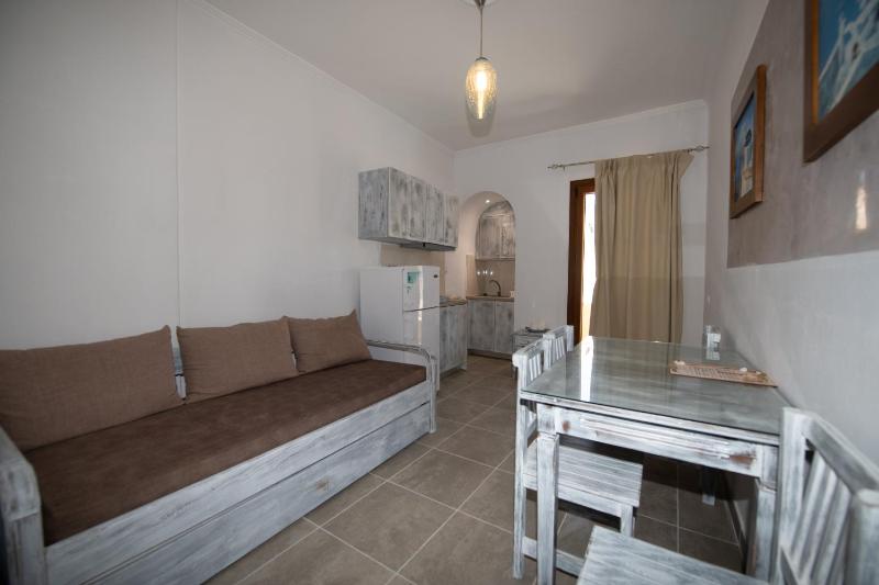 Superior Apartment image 3