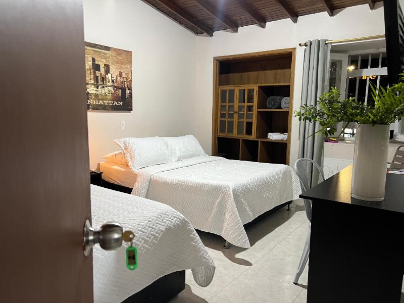 New Memphis Hostal Images