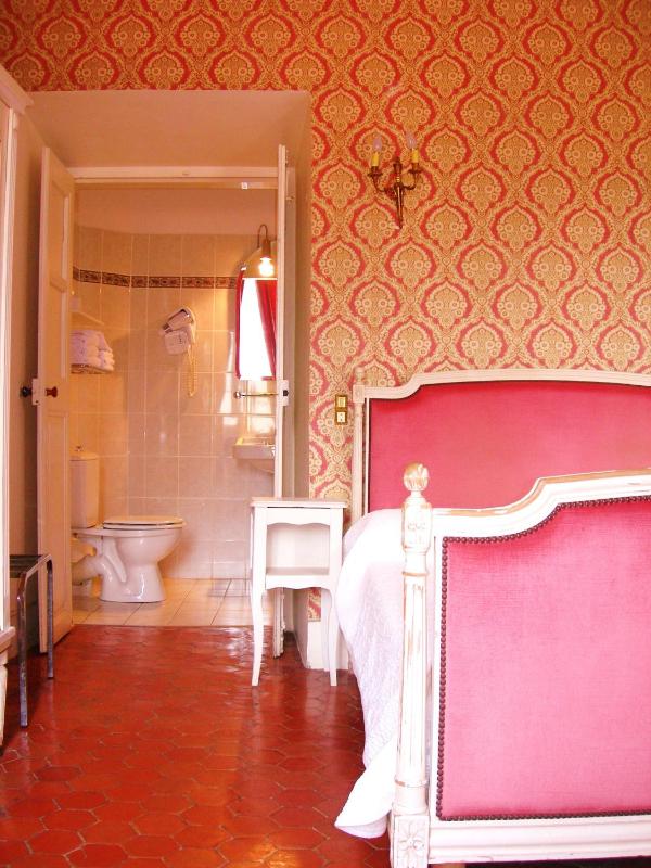 Triple Room with Valley View image 2
