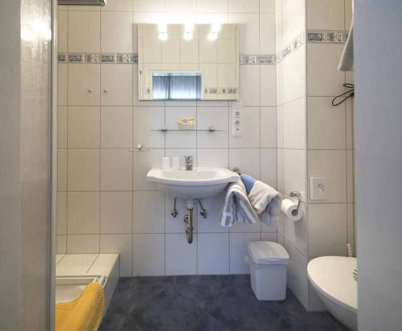 Standard Single Room image 2