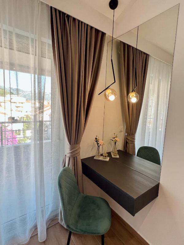Apartments Sirena - Modern stay with free parking - image 4