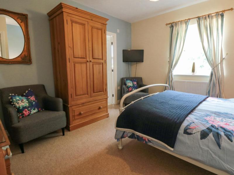 Sawdon Heights - image 13