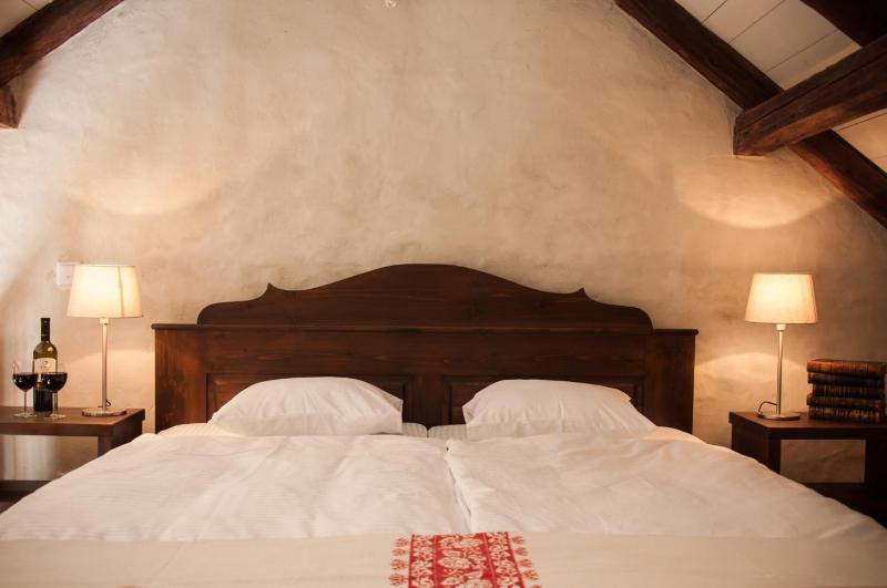 Small Double Room image 3