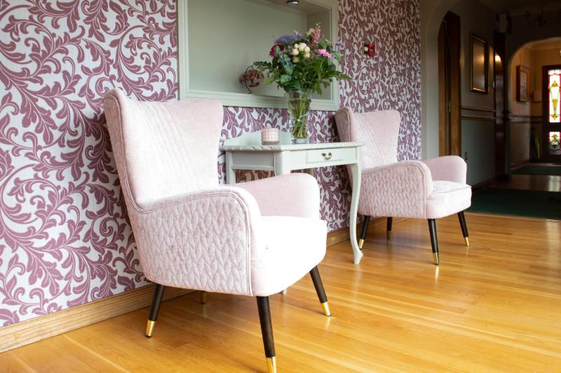 Adare Guesthouse - image 4