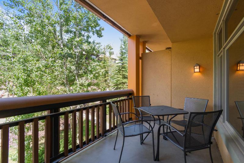 Unequalled Ski in Out Location Next to Gondola Superior 1BR Pool Condo Nast Winner B318 - image 17