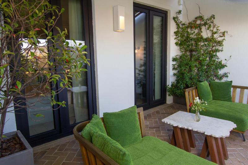 Penthouse with terrace image 2