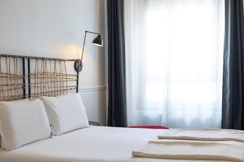 Double or Twin Room image 1