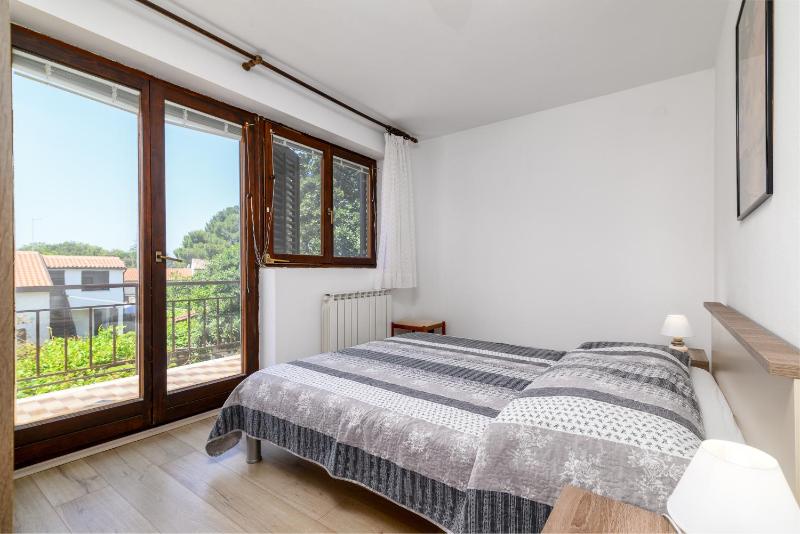 Two-Bedroom Apartment with Balcony image 1