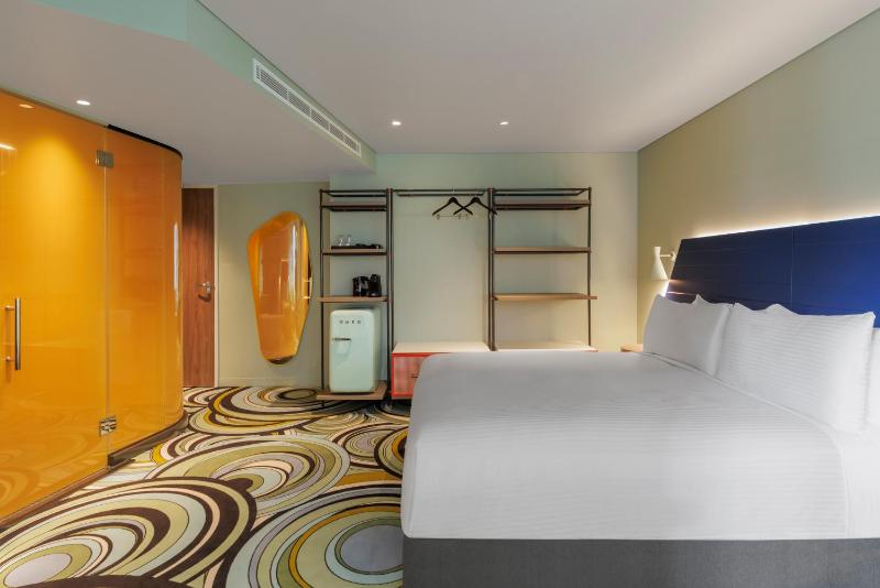 Adge King Room image 3