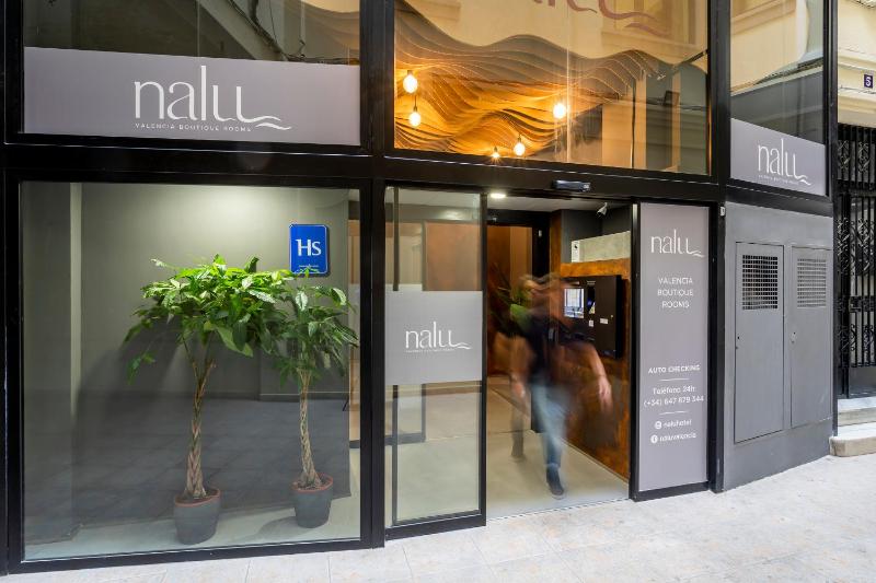 NALU Valencia Boutique Rooms - image 9
