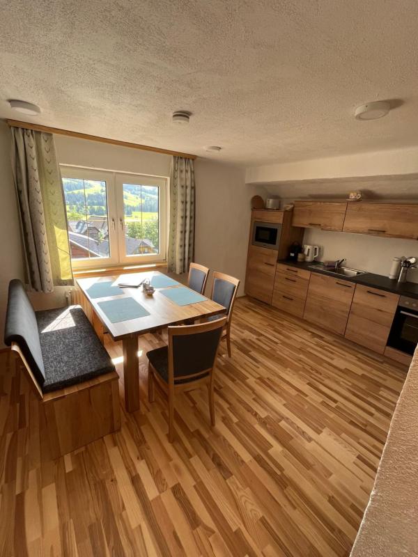 Apartment image 3