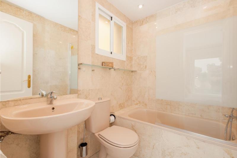 Apartment close to beaches restaurants and supermarkets in urb. Marbella Park Beach Elviria - image 25