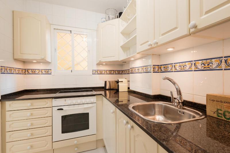 Apartment close to beaches restaurants and supermarkets in urb. Marbella Park Beach Elviria - image 35