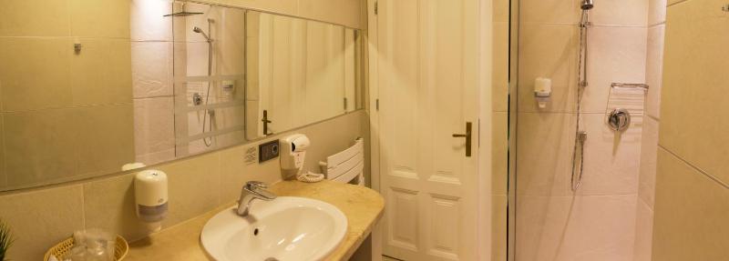 Two-Bedroom Apartment image 3