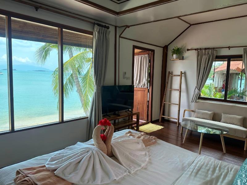 Bangrak Pier Bungalow - image 24