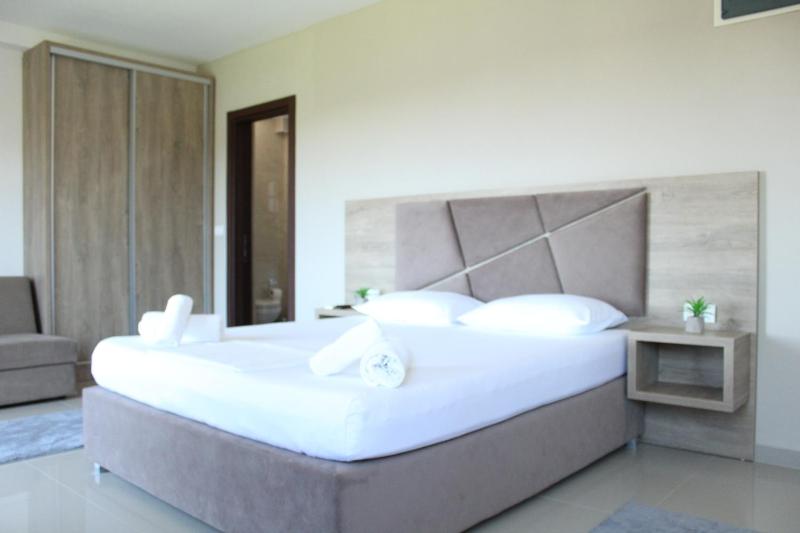 Vista Apartments - image 6