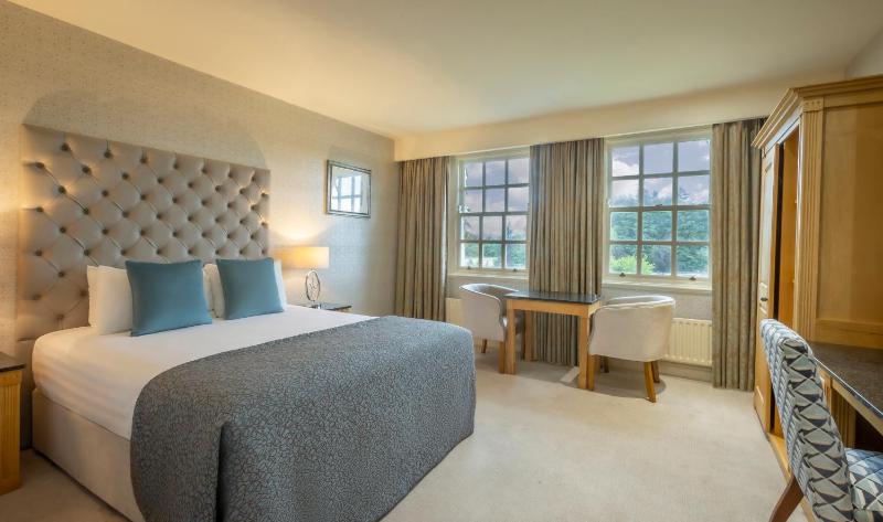 Classic Double Room image 1