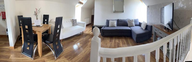 One-Bedroom Apartment image 1
