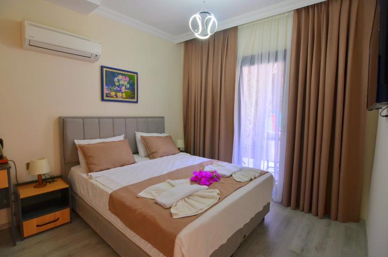 Mykonut Boutique Suites - image 33