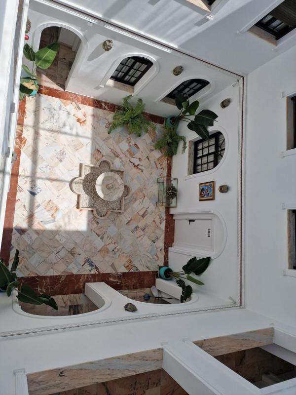 Hotel y Apartamentos Doña Lola - image 11