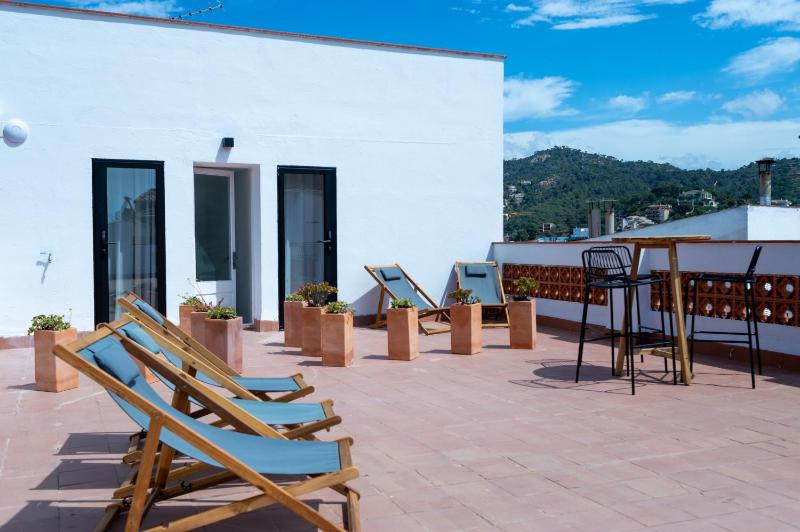 Hostal Boutique Es Menut - image 30