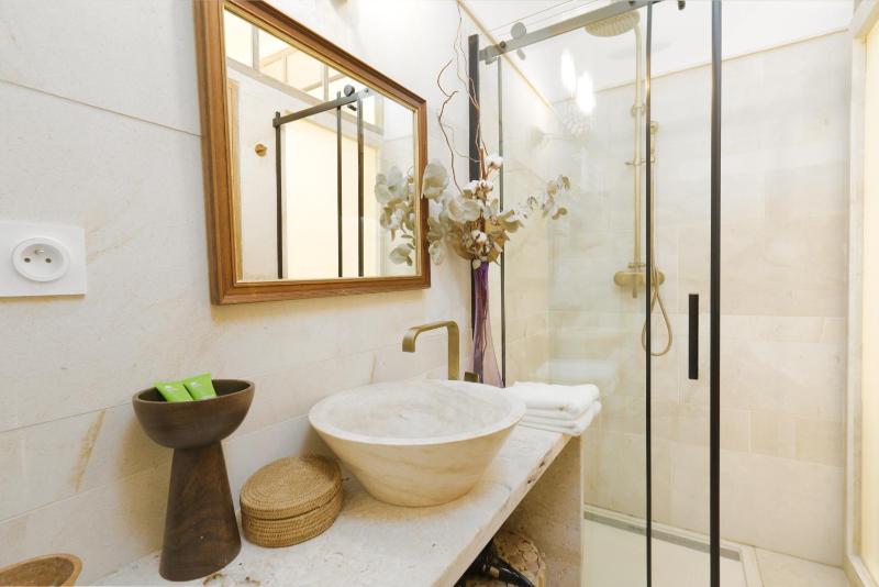 LA MAISON VERTE SETE - image 36