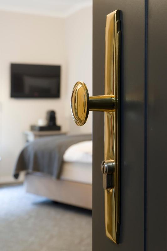 Standard Single Room image 4